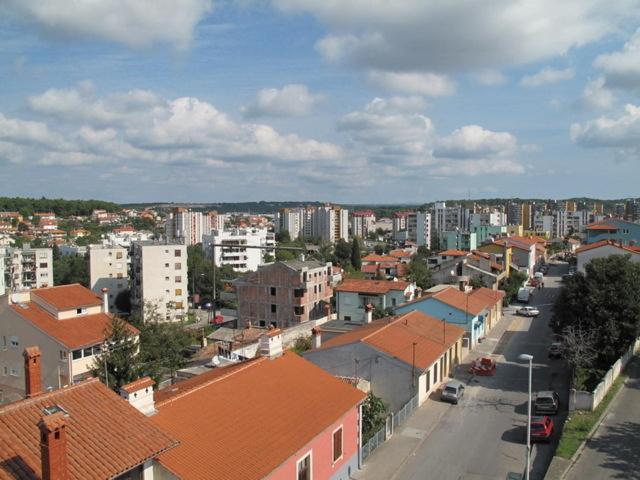 Apartment Pula Center - Near The Central Bus Station Bagian luar foto